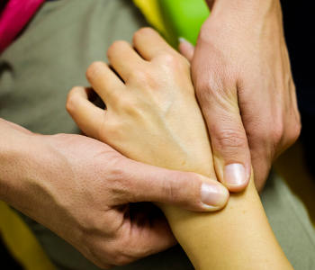 Manuelle Therapie in der Praxis Osteopathie Hofmann